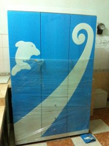 Tủ màu cá heo