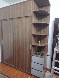 Tủ áo lùa có kệ 1 màu